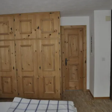 Chesa Viletta Apartamento *