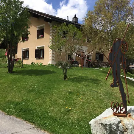 Chesa Viletta Apartment