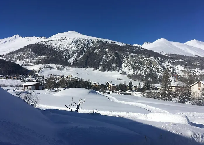 Chesa Viletta Apartament *